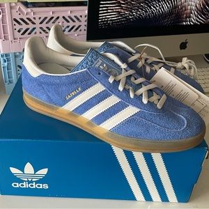 Adidas Gazelle with gum sole